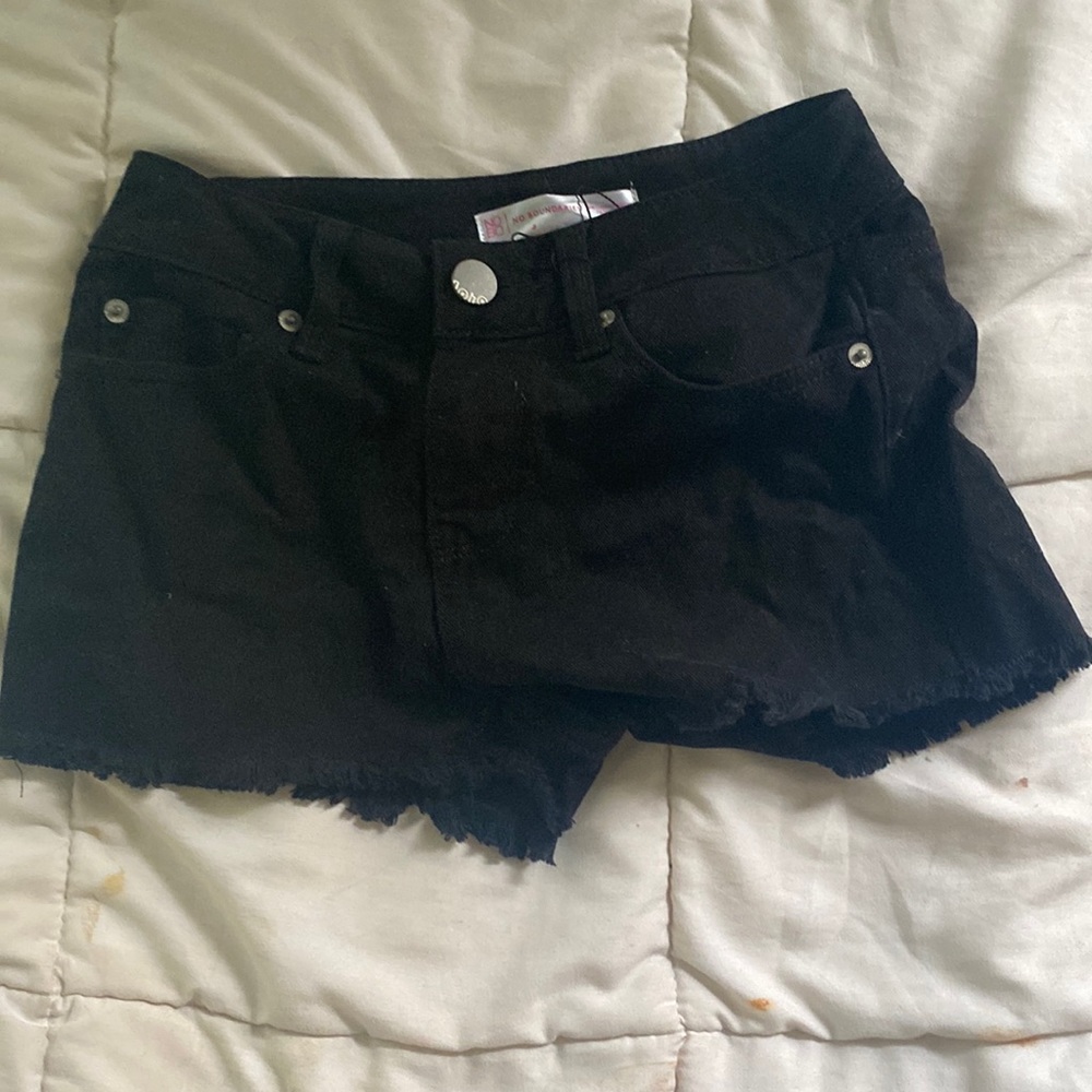 juniors frayed black jean short